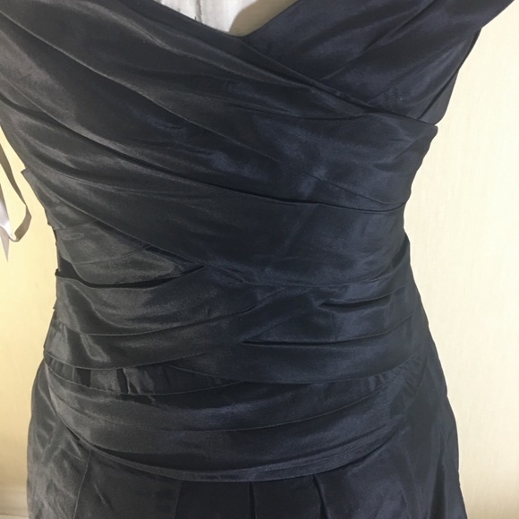 Vera Wang dress - Picture 4 of 4